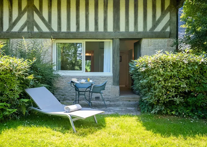 Hôtel Jacuzzi: Les Manoirs de Tourgéville