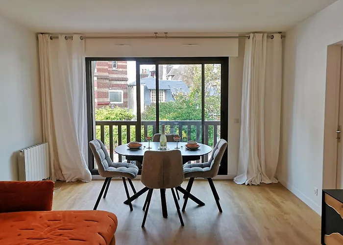 Appartement Le Mermoz - Deauville Centre, A 5 Min De La Plage